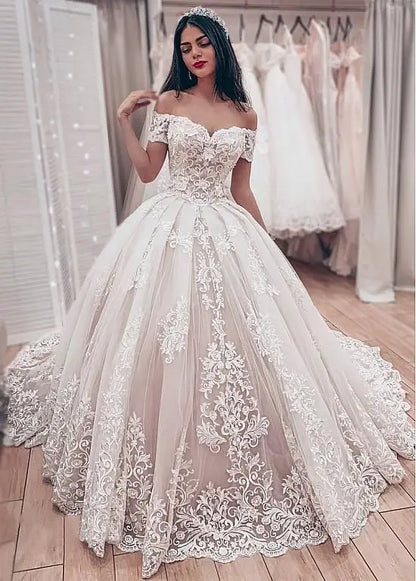 Magnifique robes de mariée en dentelle pour femmes