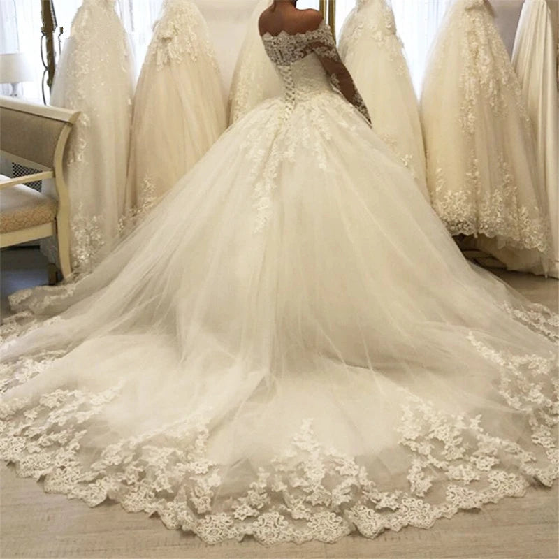 Col bateau robe De bal robe De mariée manches longues à lacets dos Tulle dentelle appliques