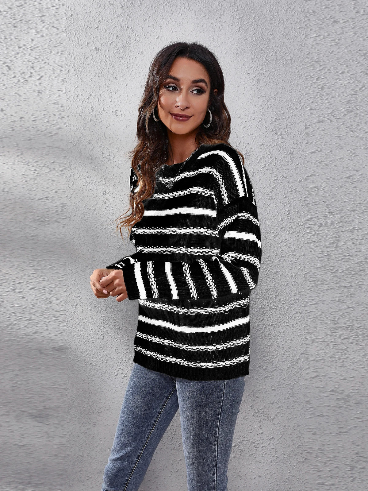 Pull rayé à manches longues et col rond pour femme