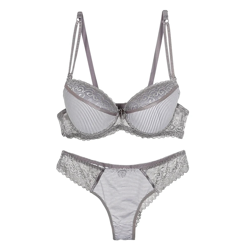 Ensemble culotte et soutien-gorge transparents pour femmes