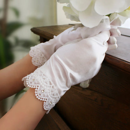 Gants courts en Satin lisse blanc, élégants, ajourés, bord en dentelle, pour mariée