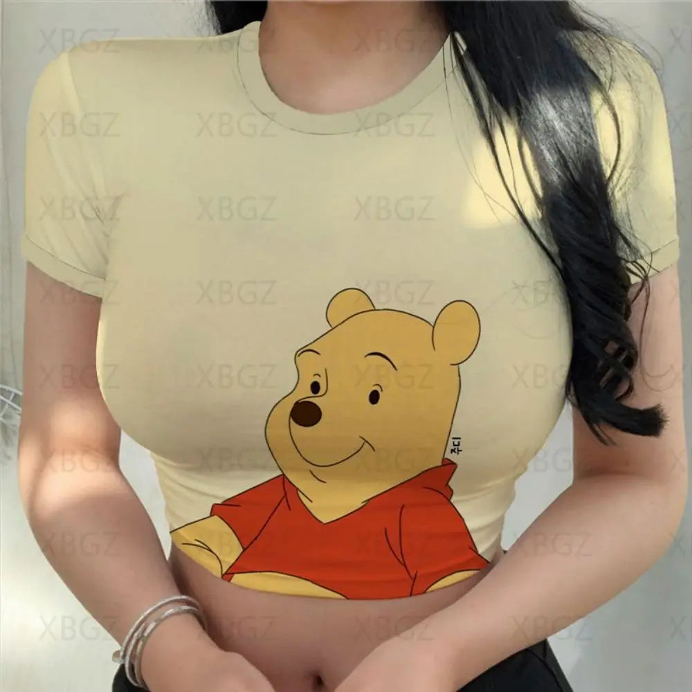 T-shirt Disney Winnie Ourson pour femmes haut court