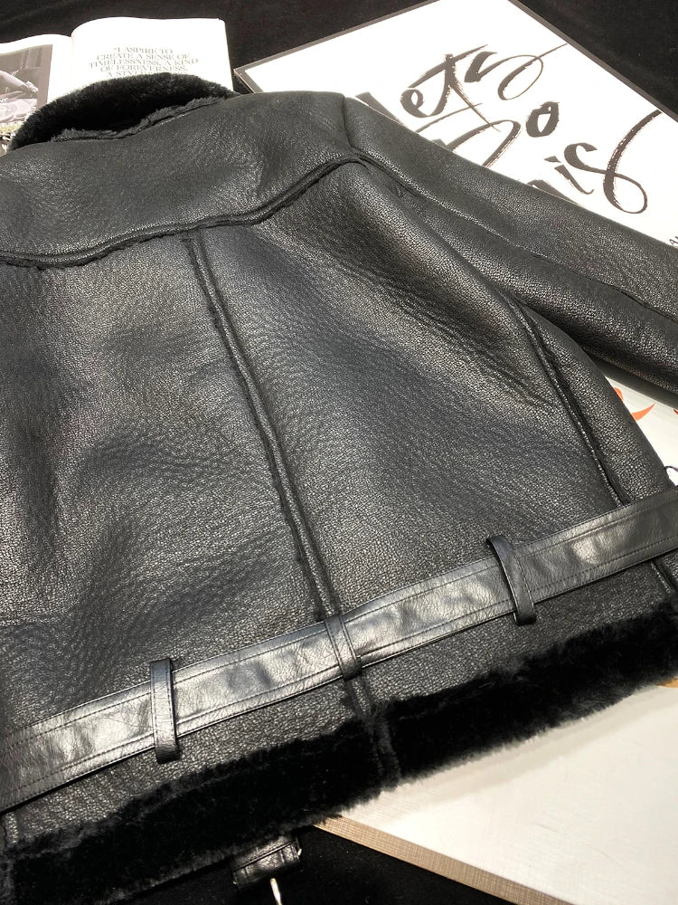 Veste en faux cuir avec ceinture pour femmes