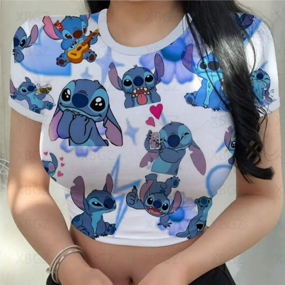 T-shirt Disney Stitch  pour femmes haut court