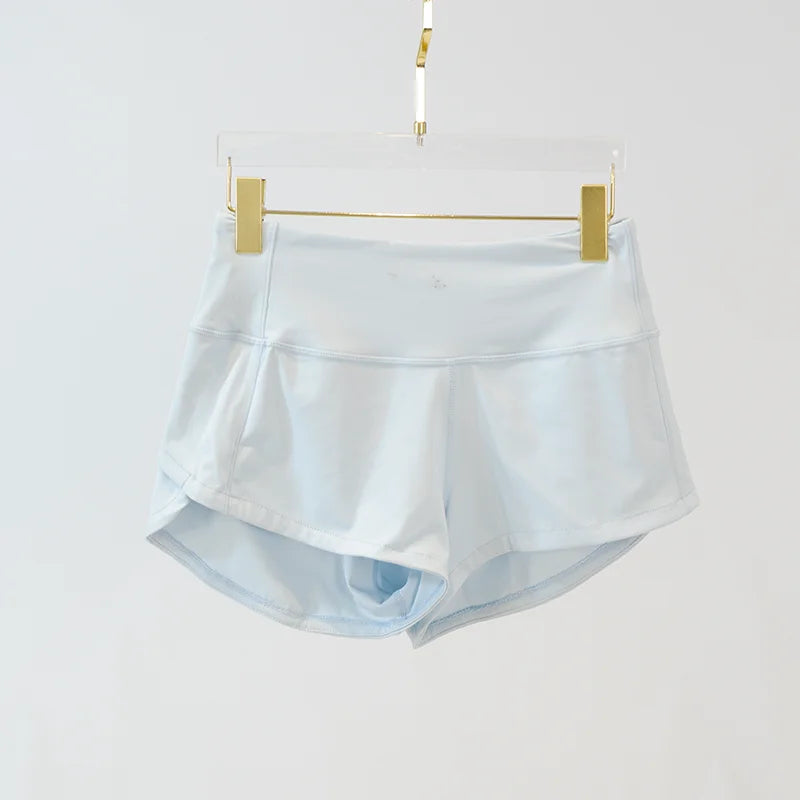 Short doublé mi- taille à séchage rapide avec cordon de serrage à la taille pour femmes