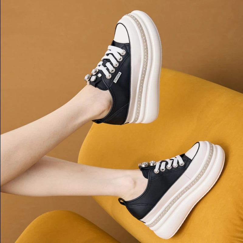 Baskets à semelle compensée en microcarence pour femmes