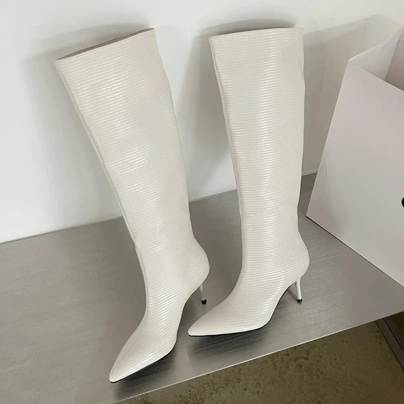 Bottes hautes à bout pointu pour femmes