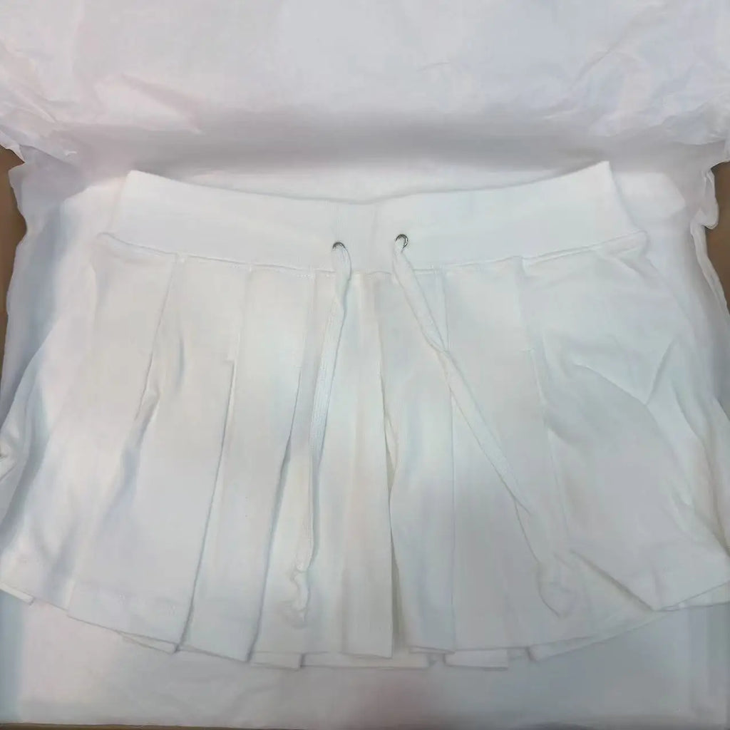 Mini jupe plissée grise avec cordon de serrage pour femmes