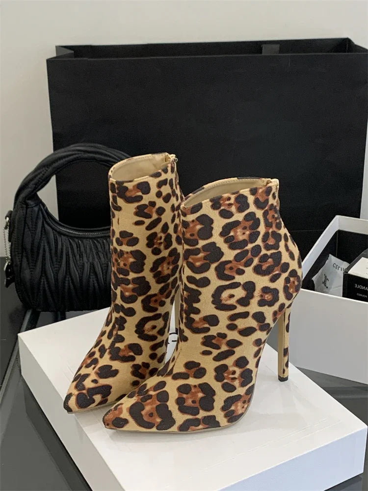Bottines léopard bout pointu pour femmes