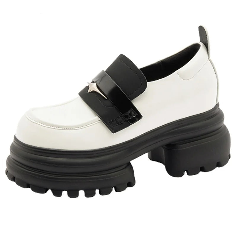 Baskets à plateforme en cuir verni PU pour femmes