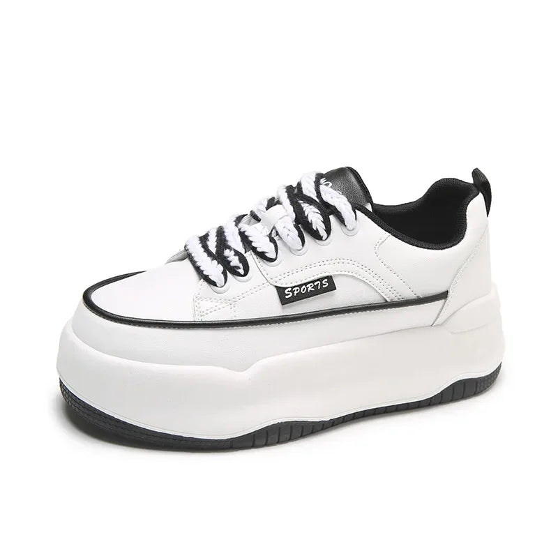 Baskets blanches épaisses pour femmes