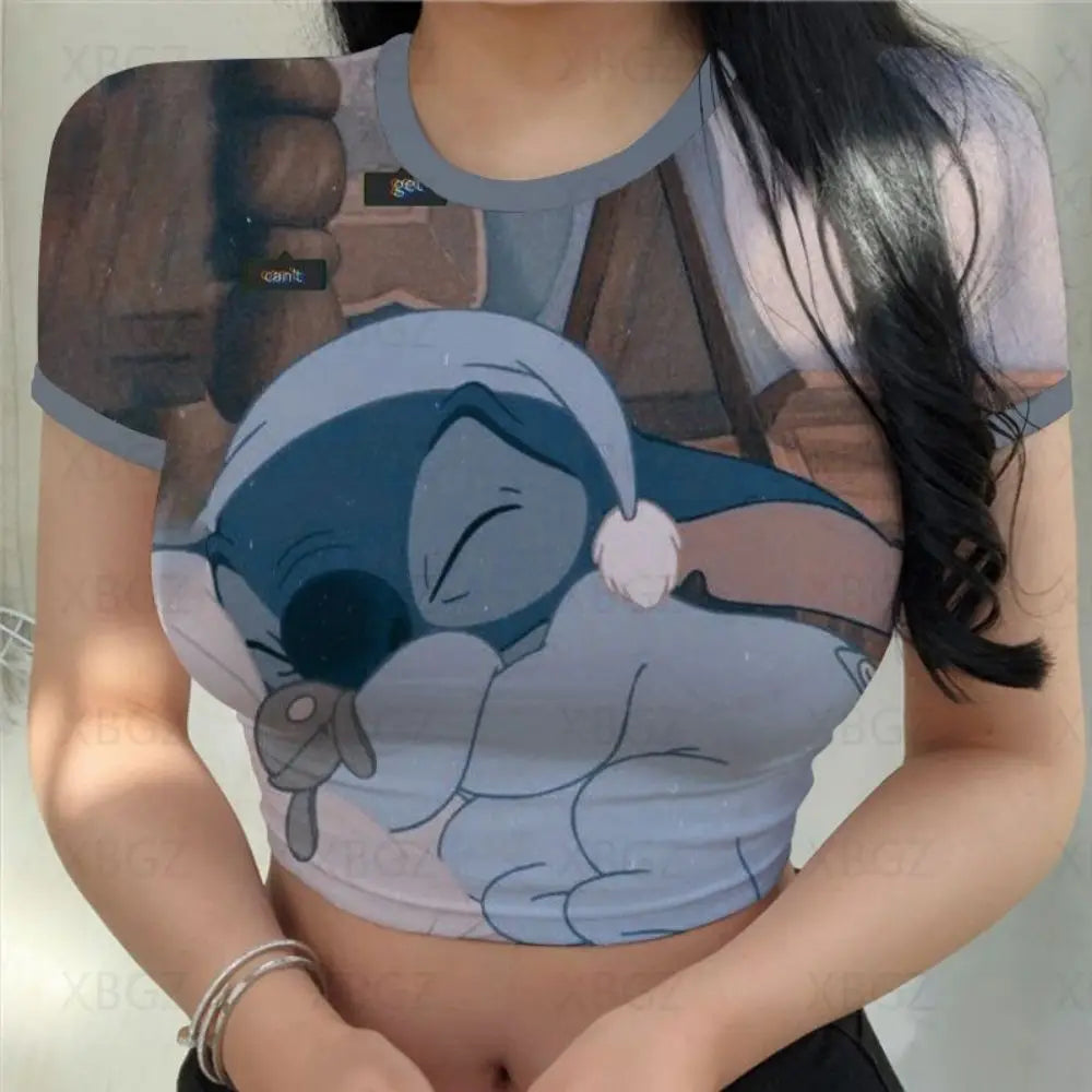 T-shirt Disney Stitch  pour femmes haut court