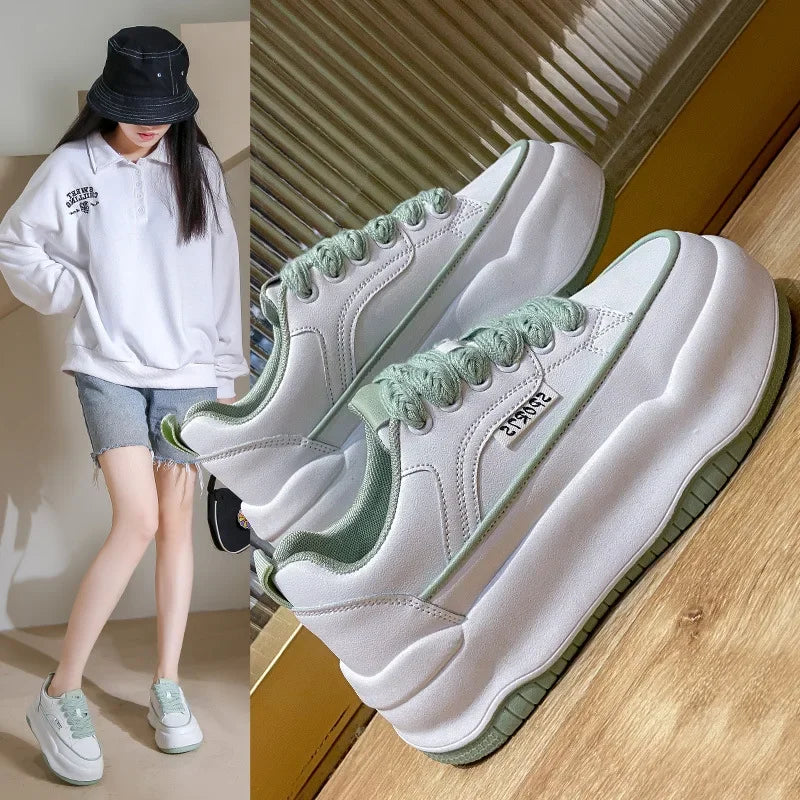 Baskets blanches épaisses pour femmes