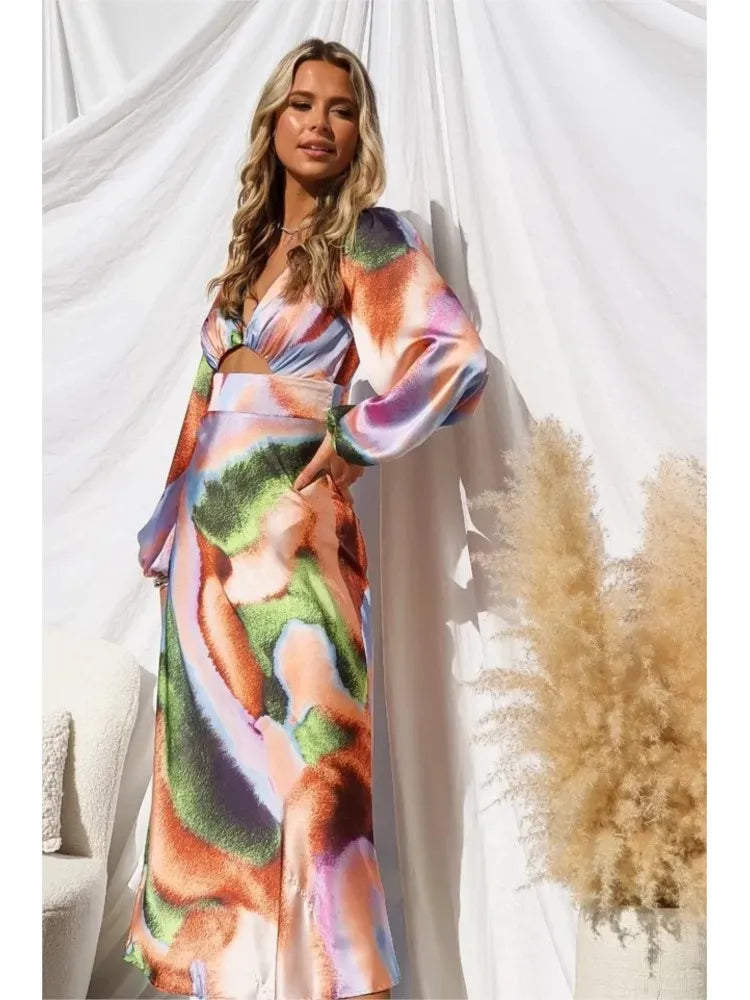 Robe longue en Satin pour femmes, Sexy, moulante, imprimé Tie Dye, manches longues, décolleté en v profond, ajouré