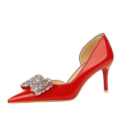 Chaussure talons hauts aiguilles pointu côté creux en cuir verni strass nœud papillon pour femmes