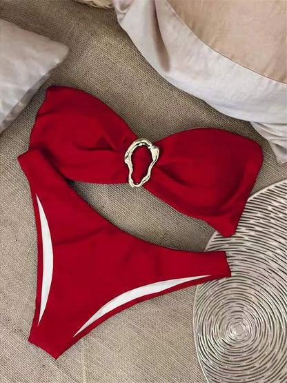 Maillot de bain deux pièces bandeau avec anneau métallique pour femmes