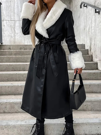 Manteau en cuir avec poche en fausse fourrure pour femme