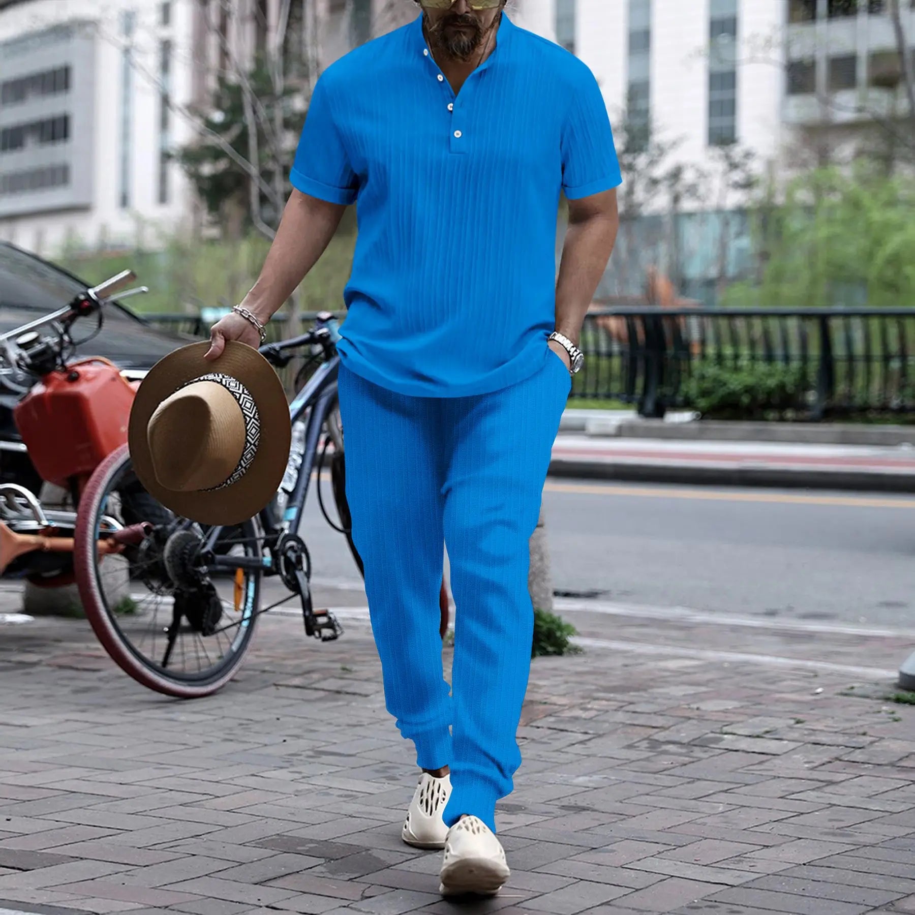 Ensembles pull rayé à col montant et pantalon pour hommes