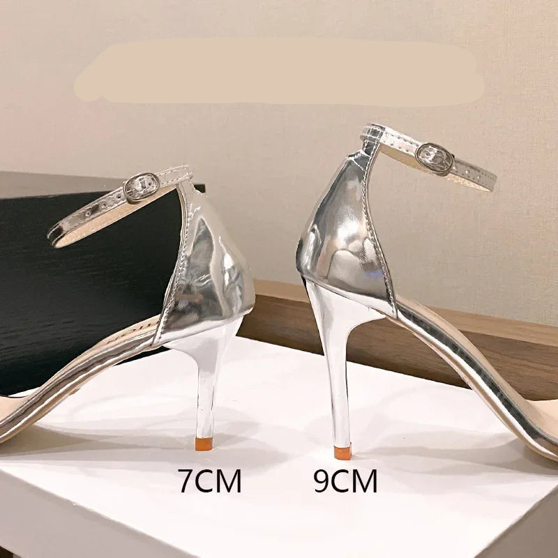 Sandales avec strass talons fins pour femmes