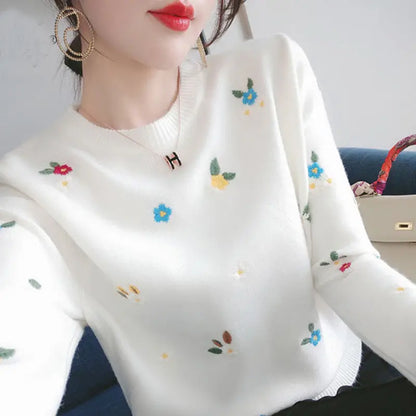 Pull tricoté avec broderie de petites marguerites pour femme