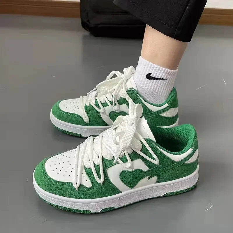 Baskets de course bleues à lacets pour femmes