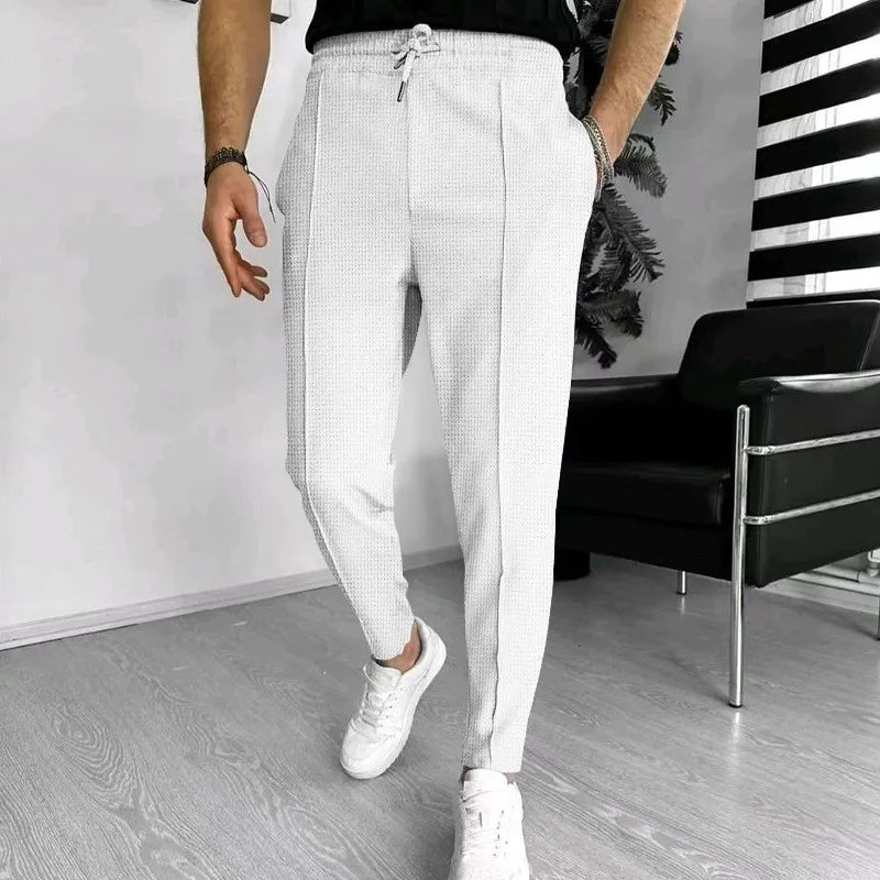 Pantalon gaufré de couleur unie pour hommes