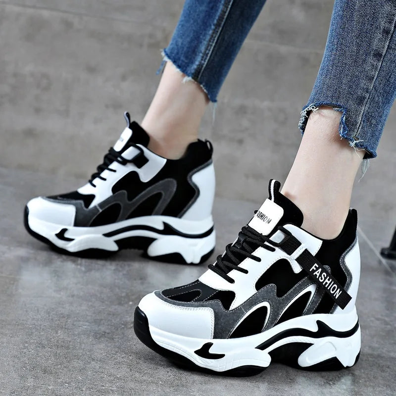 Basket respirant maille à lacets pour femme