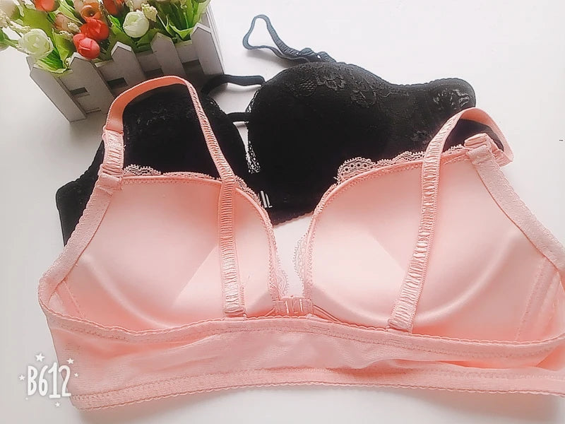 Soutien-gorge push-up en dentelle sexy sans fil pour femme