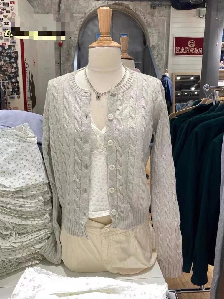 Cardigan Chic à fleurs torsadées pour femme