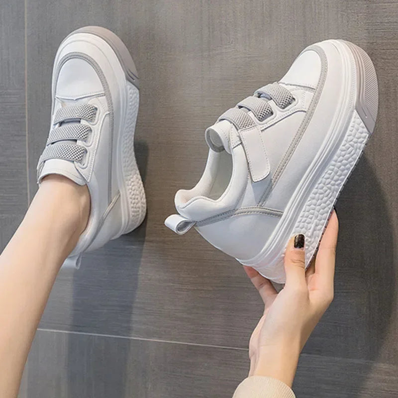 Baskets à plate-forme compensée en cuir véritable pour femmes