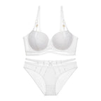 Ensemble de lingerie avec broderie épaisse pour femmes