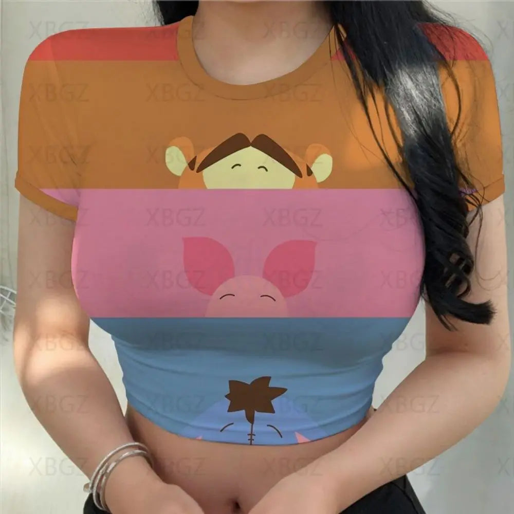 T-shirt Disney Winnie pour femmes haut court