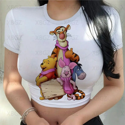 T-shirt Disney  Winnie Ourson  pour femmes haut court