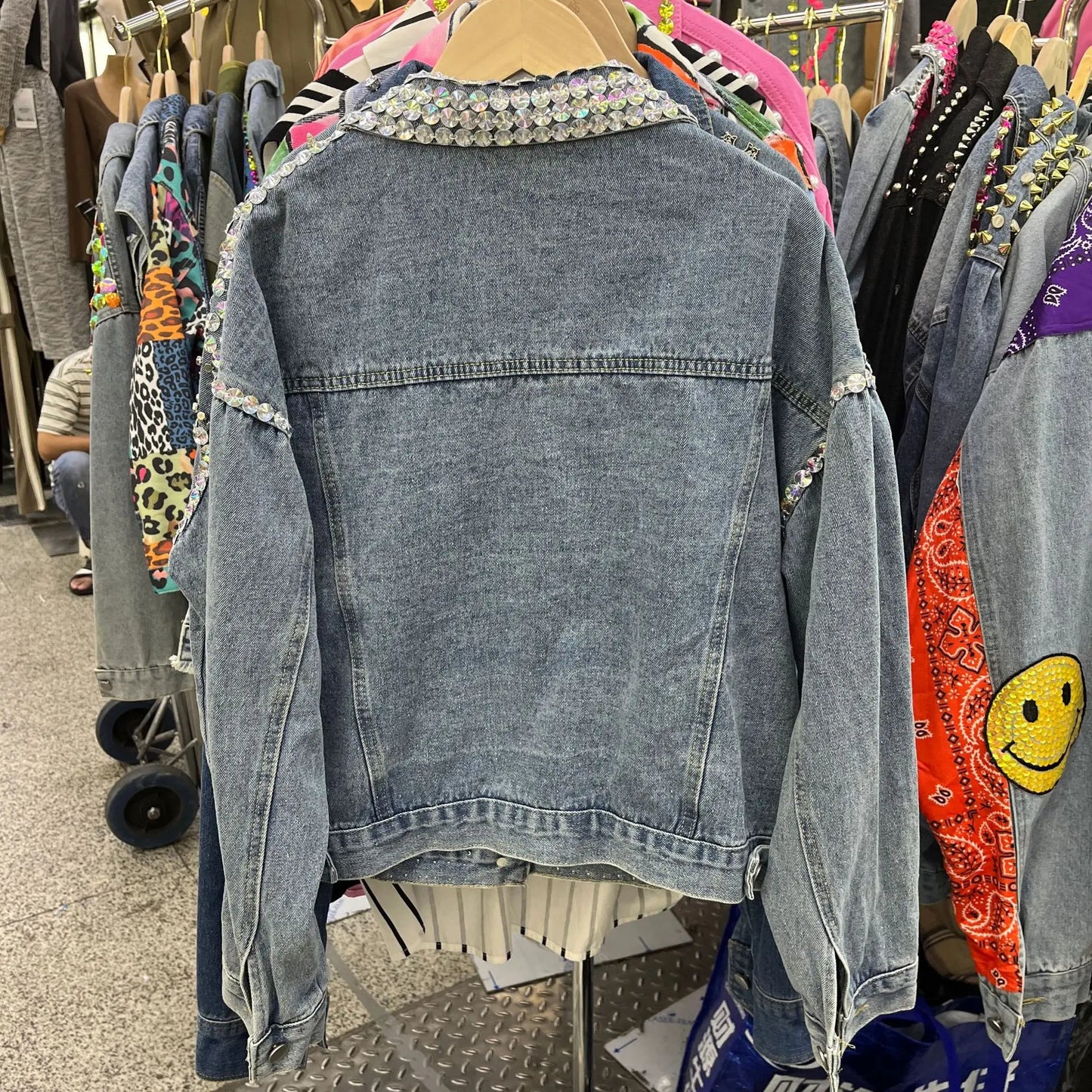 Veste en jean vintage noire et bleue pour femme