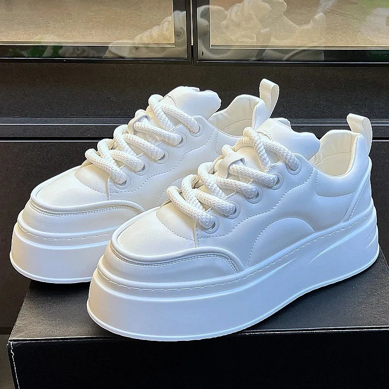 Baskets blanches à plateforme pour homme