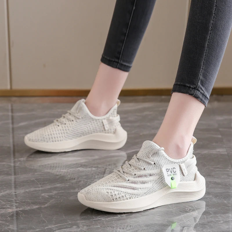 Baskets en maille rose pour femmes