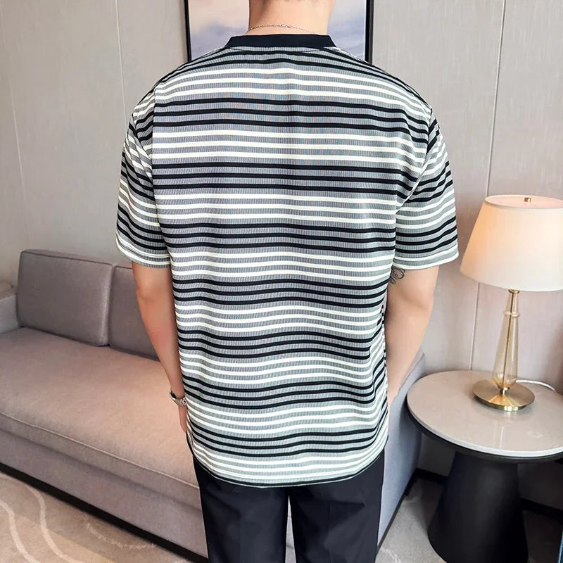 T-Shirt à manches courtes rayé pour hommes