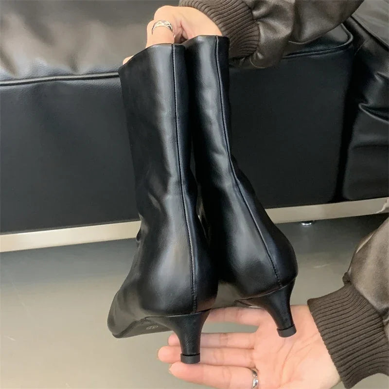 Bottines à bout pointu pour femmes