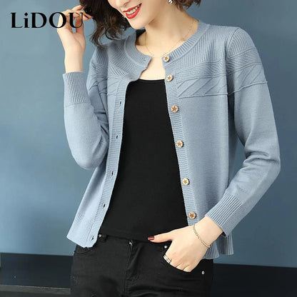 Cardigan à manches longues et boutons pour femme