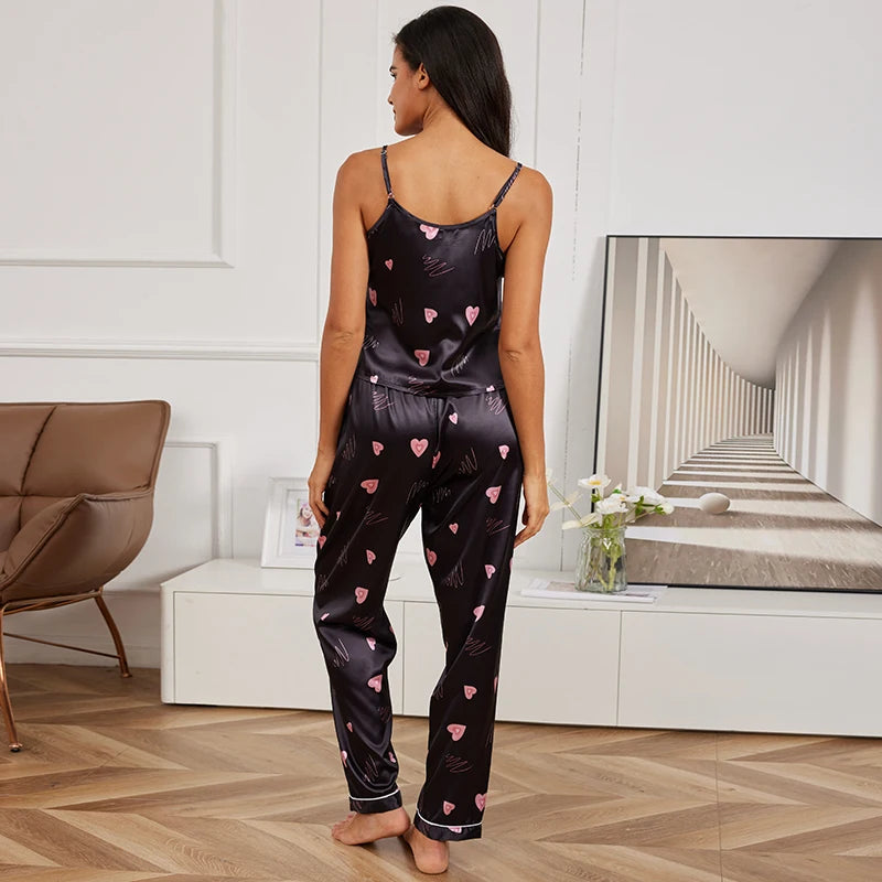 Pyjama en soie pour femmes