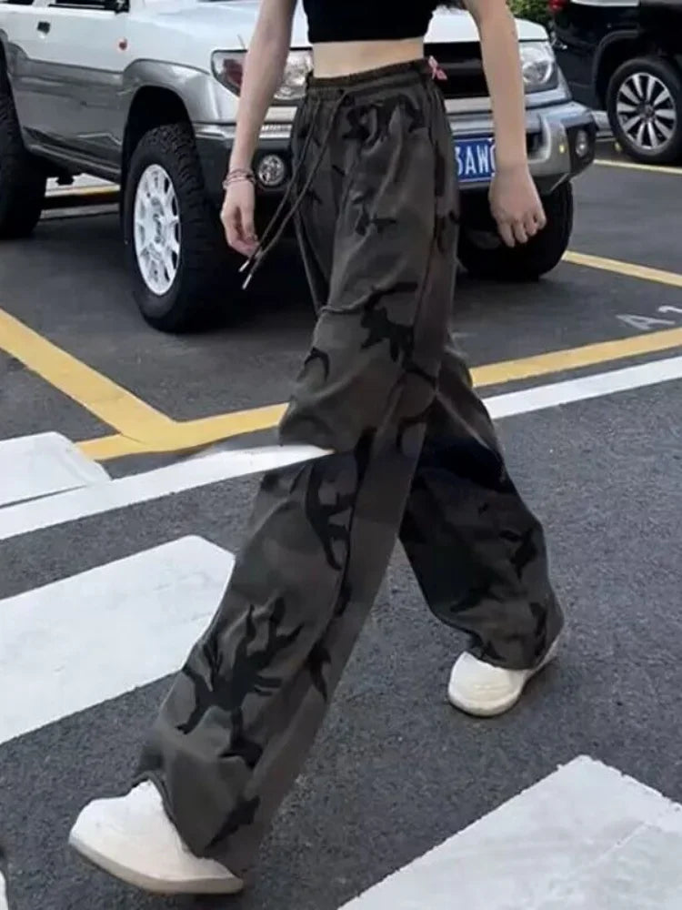 Pantalon à trous imprimé pour femme