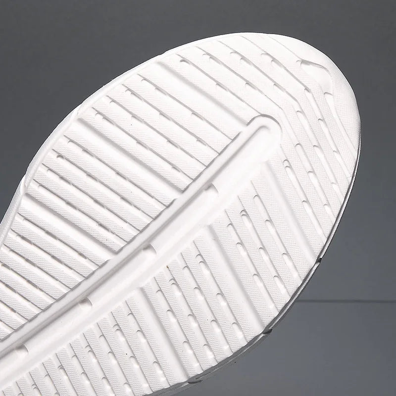 Chaussures à semelles épaisses pour hommes