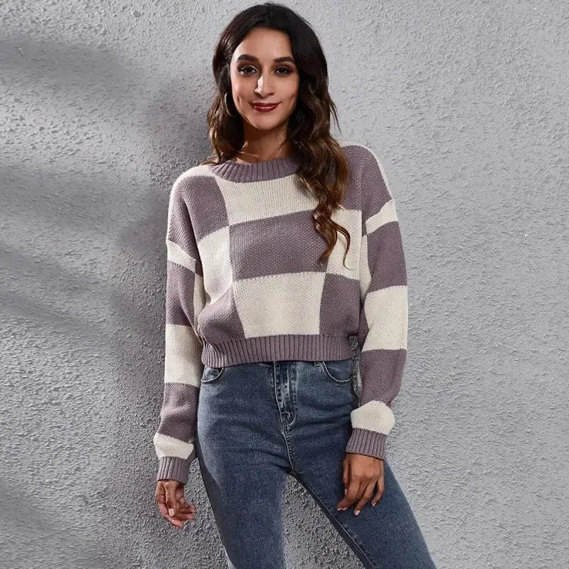 Pull à carreaux court à manches longues pour femme