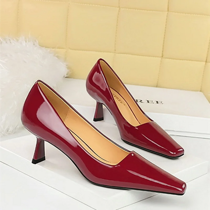 Chaussures en cuir verni simples pour femmes, talons hauts fins, bouche peu profonde, tête carrée