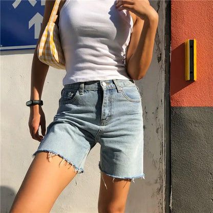 Short en jean taille haute à jambes larges pour femme, avec pompon