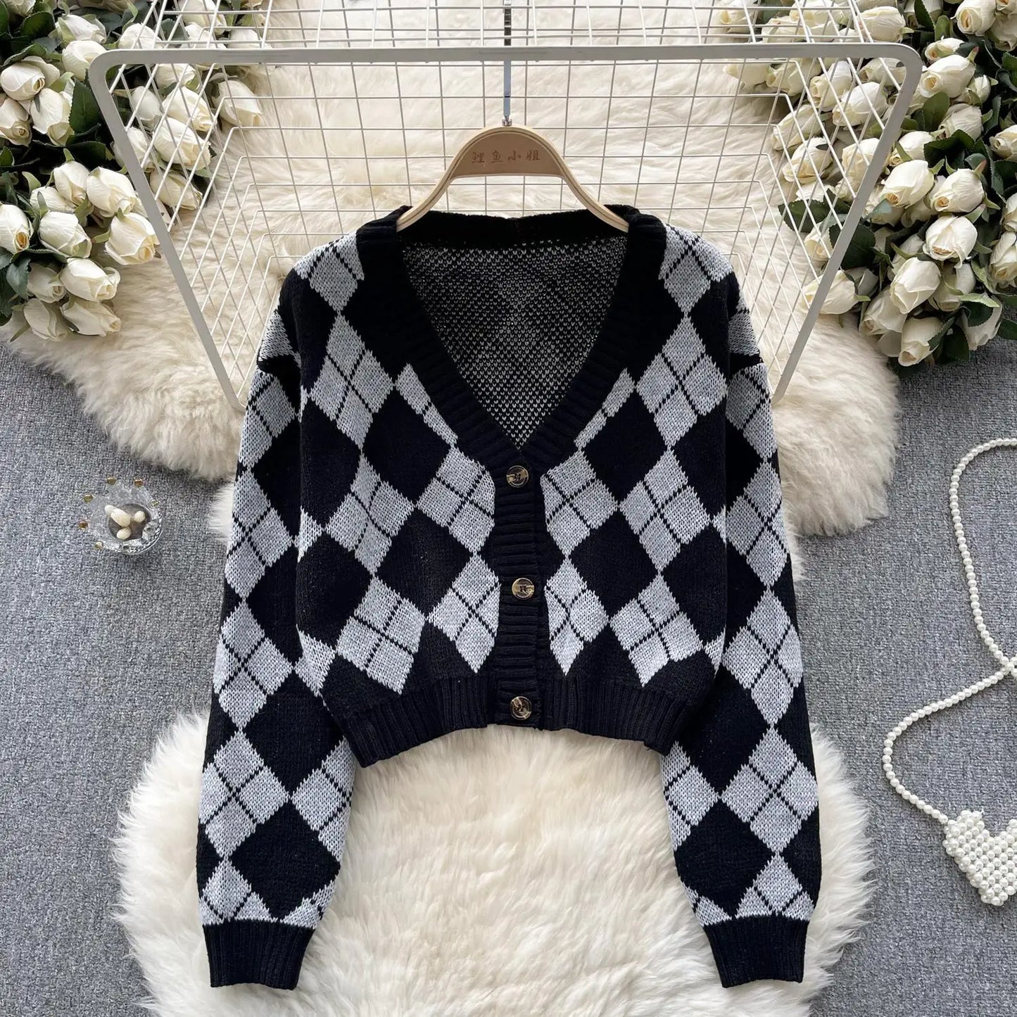 Cardigan en tricot à carreaux avec col en v pour femme