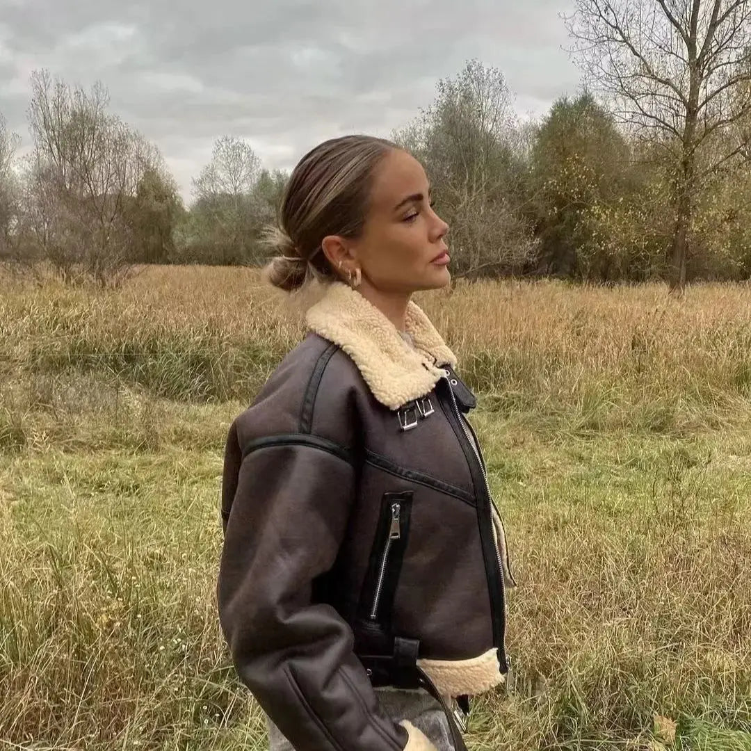 Veste en fourrure en cuir manteau court pour femmes