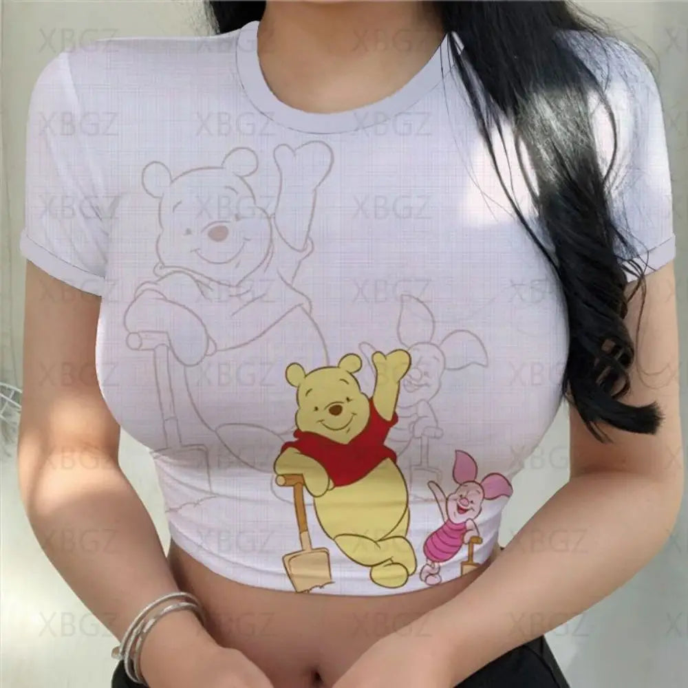 T-shirt Disney Winnie Ourson pour femmes haut court