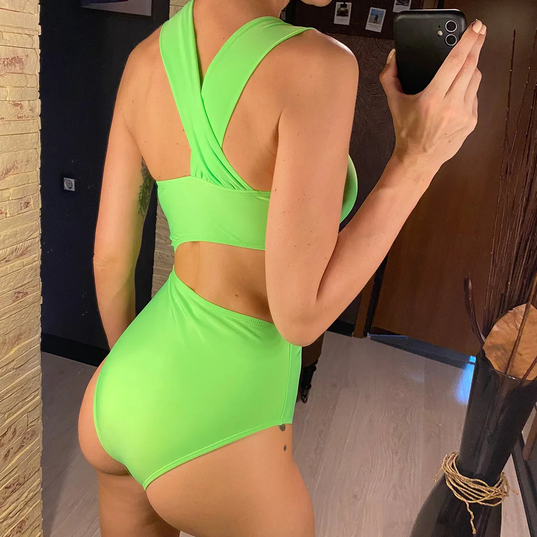 Maillot de bain une pièce découpé asymétrique pour femmes