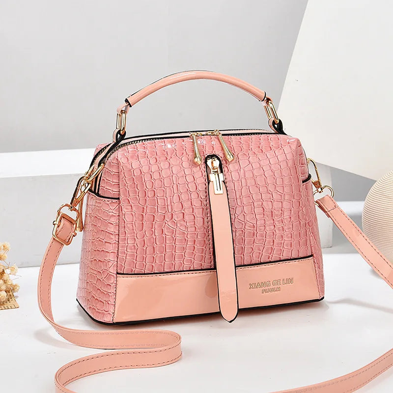 Sac à bandoulière en cuir brillant pour femme